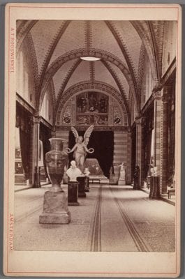 Unknown, Eregalerij (Gallery of Honor) in the Rijksmuseum,, ca. 1885, Amsterdam City Archives, Amsterdam